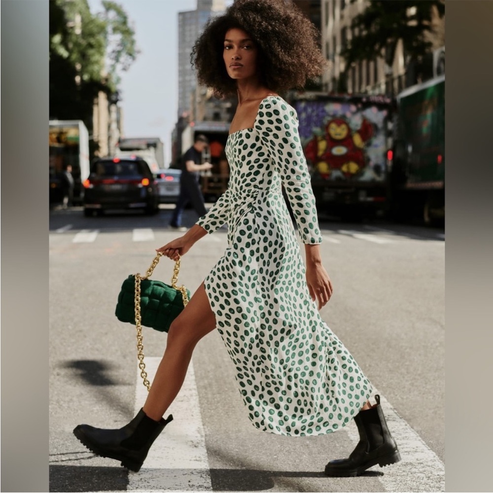 Reformation Hilda Midi Dress in Tapioca - Picture 4 of 7